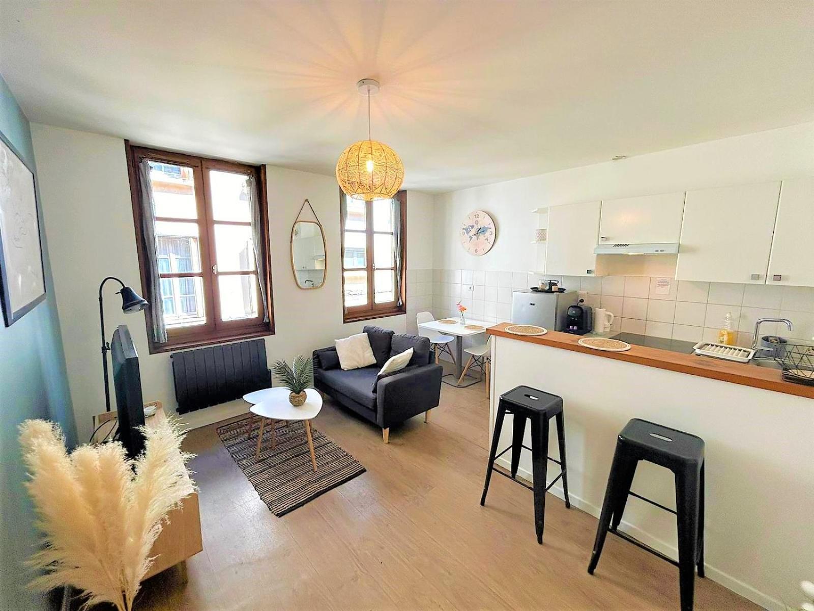 A 150 M De La Cathedrale Apartment